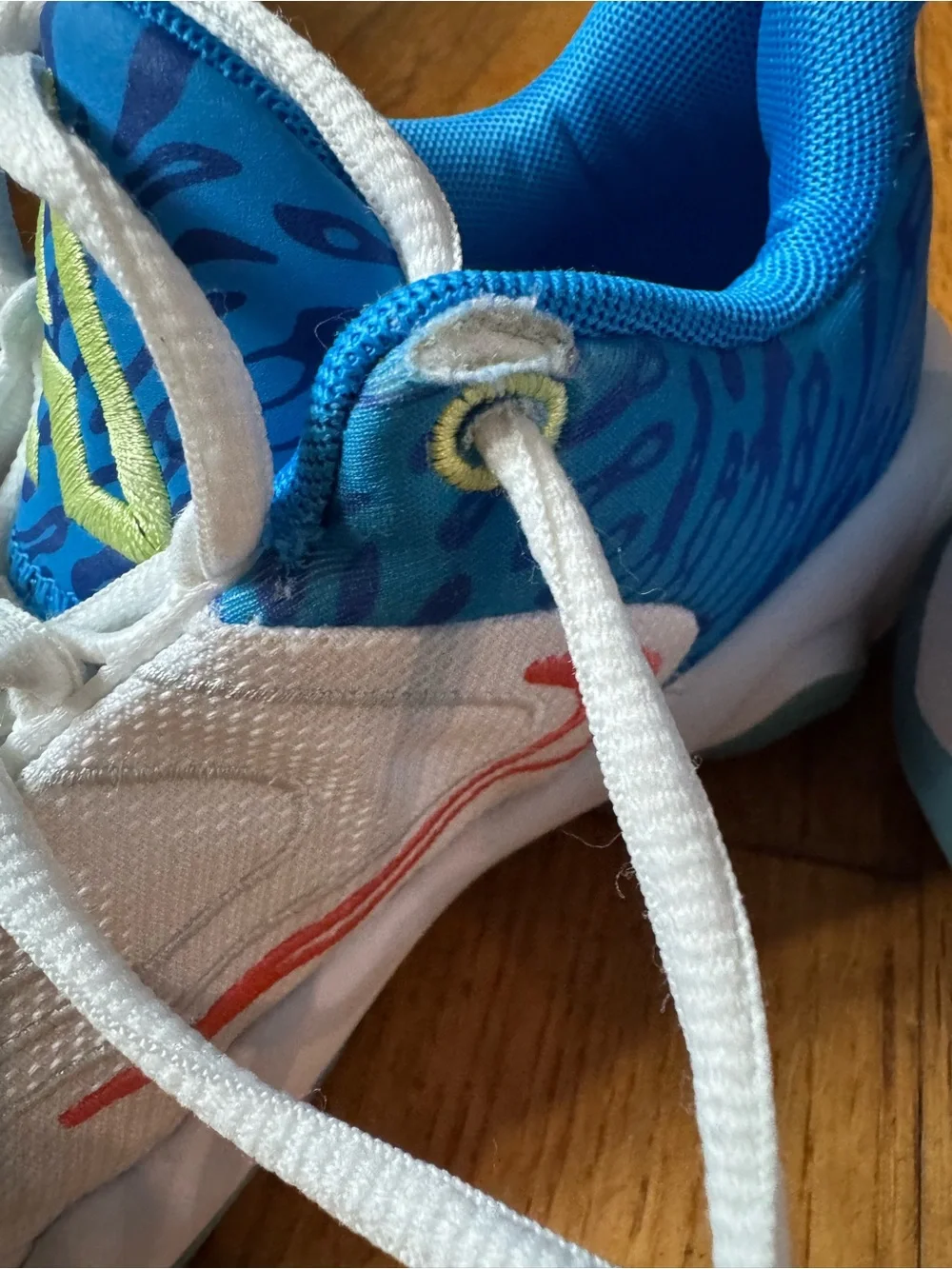 Kids Nike Giannis Blue and White basketball shoes